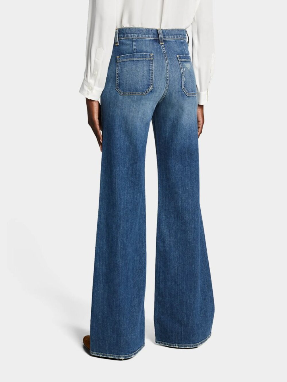 Nili Lotan Florence Flared Denim Jeans in Classic Wash, Size 26, Like New - Picture 3 of 9